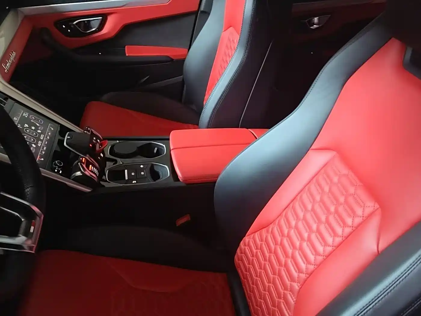 Lamborghini Urus 2018 4.0T V8 фото 7
