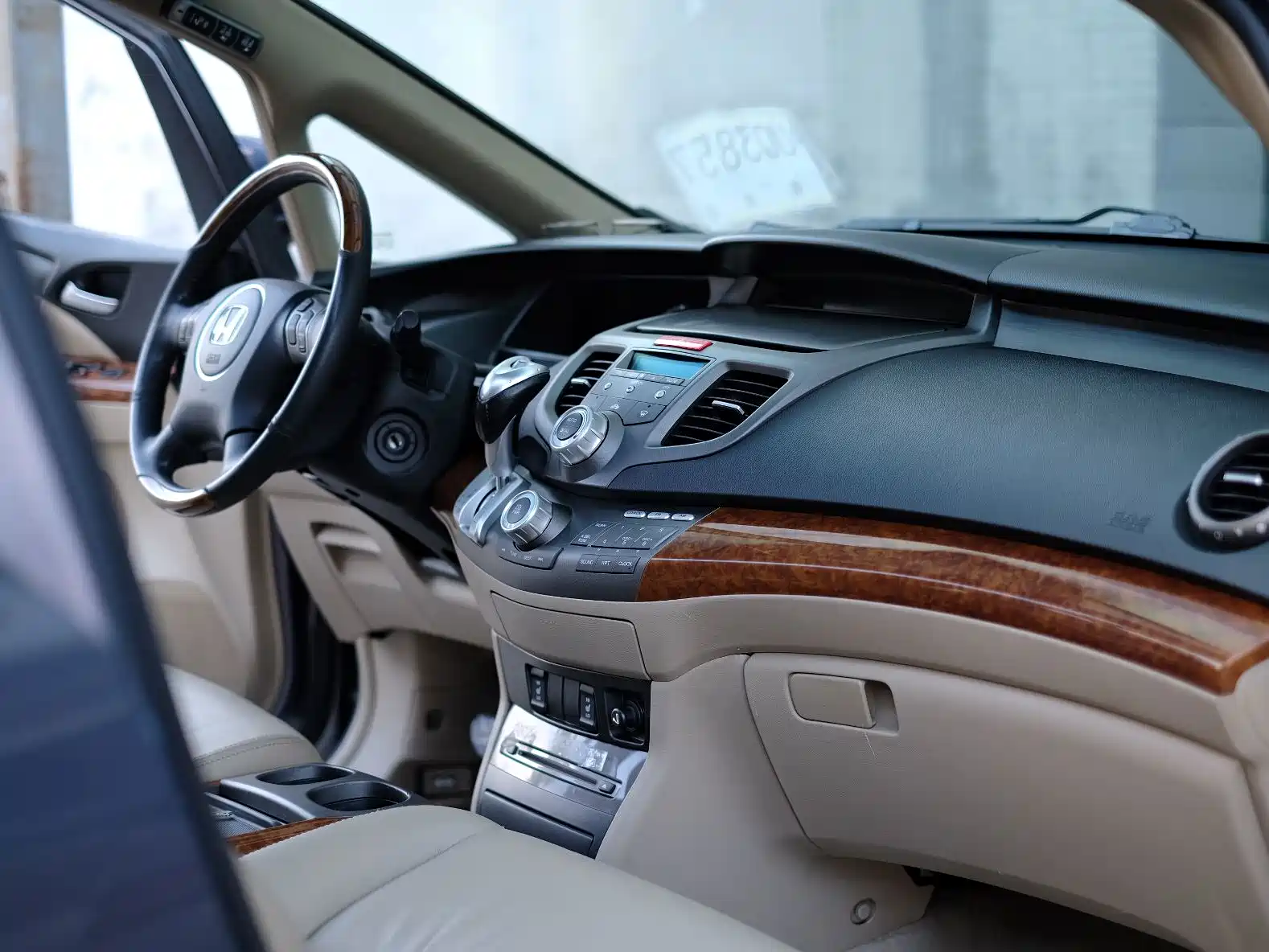 Photo 38 - Honda Odyssey