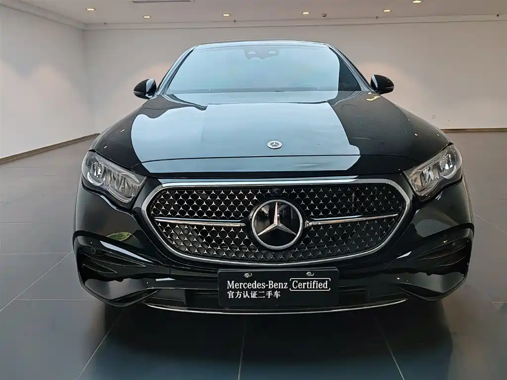 Mercedes-Benz E-Class 2024 E 300 L Fashion Sport фото 4