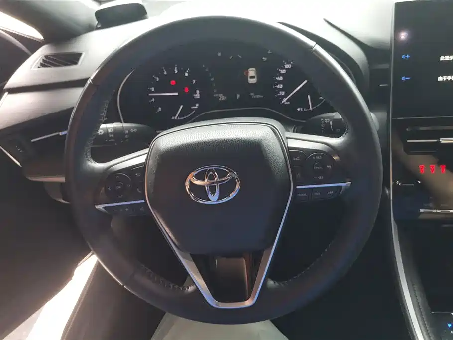 Toyota Avalon 2023 2.0L Luxury Edition фото 15