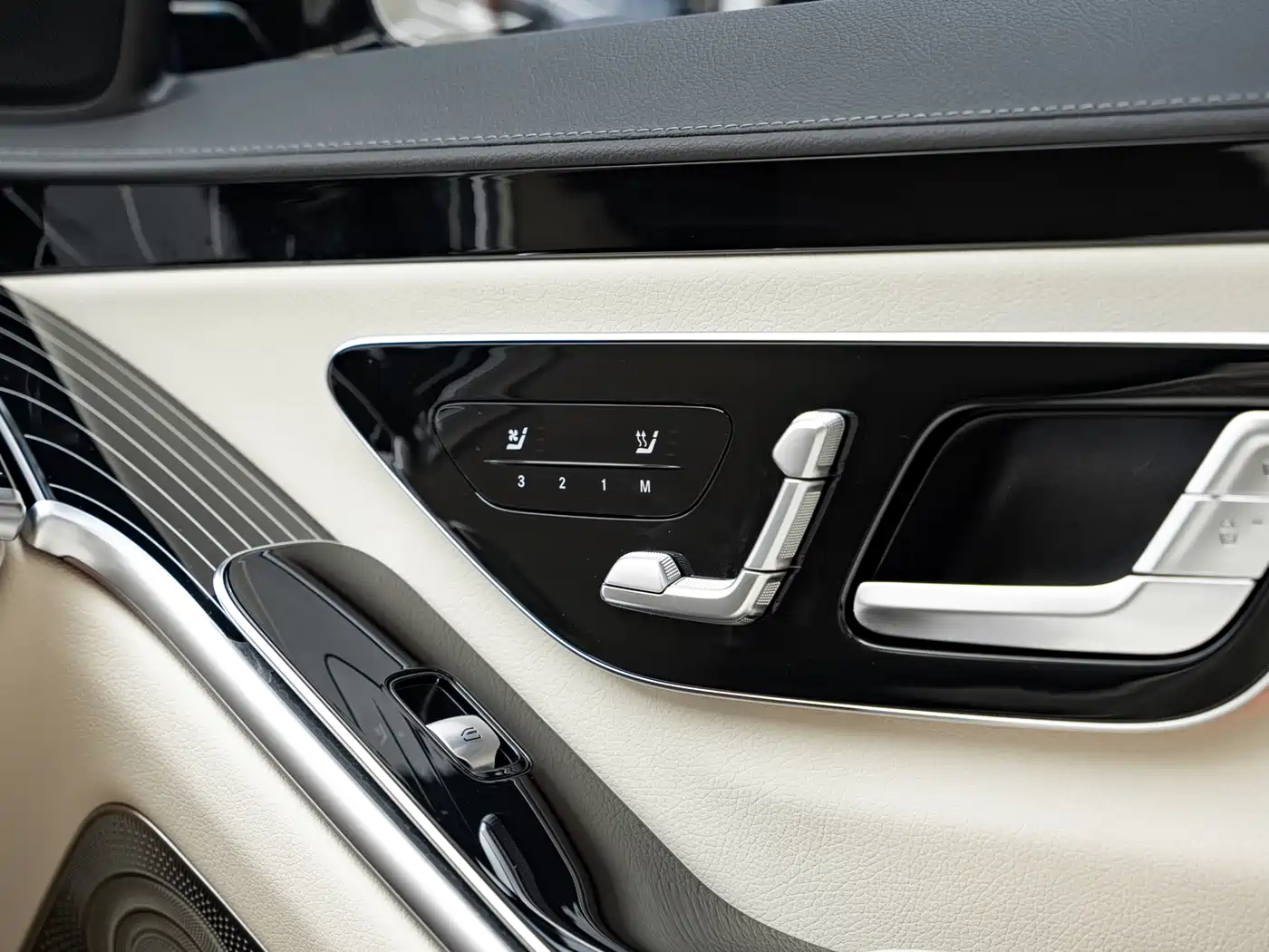 Mercedes-Benz S-Class 2023 Model S 450 L 4MATIC фото 18