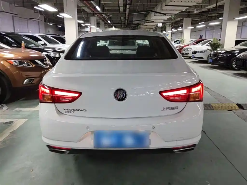 Buick Verano 2015 Sedan 20T Dual-clutch Leading фото 6