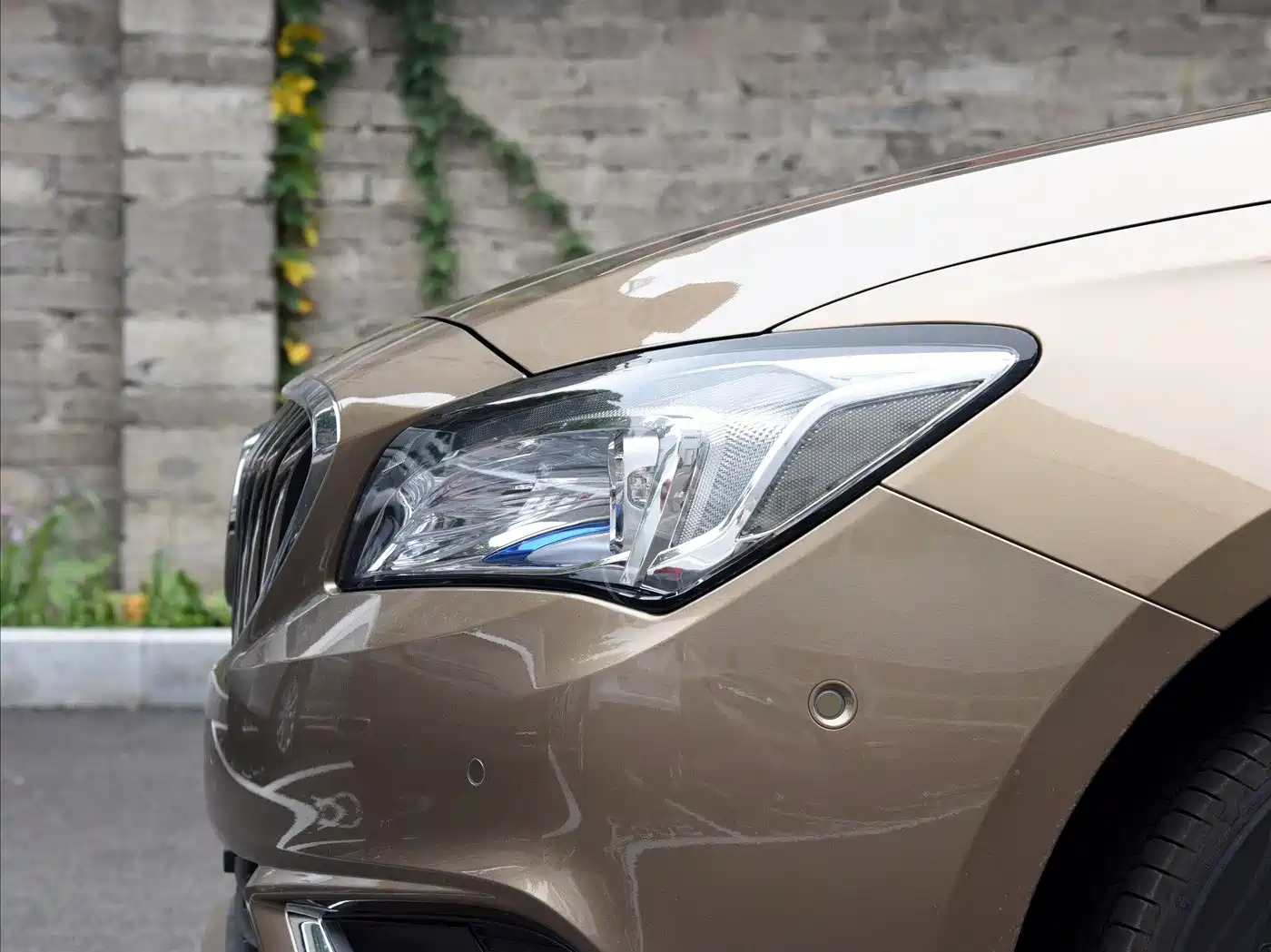 Buick Verano 2015 Sedan 20T Dual-clutch Elite фото 3