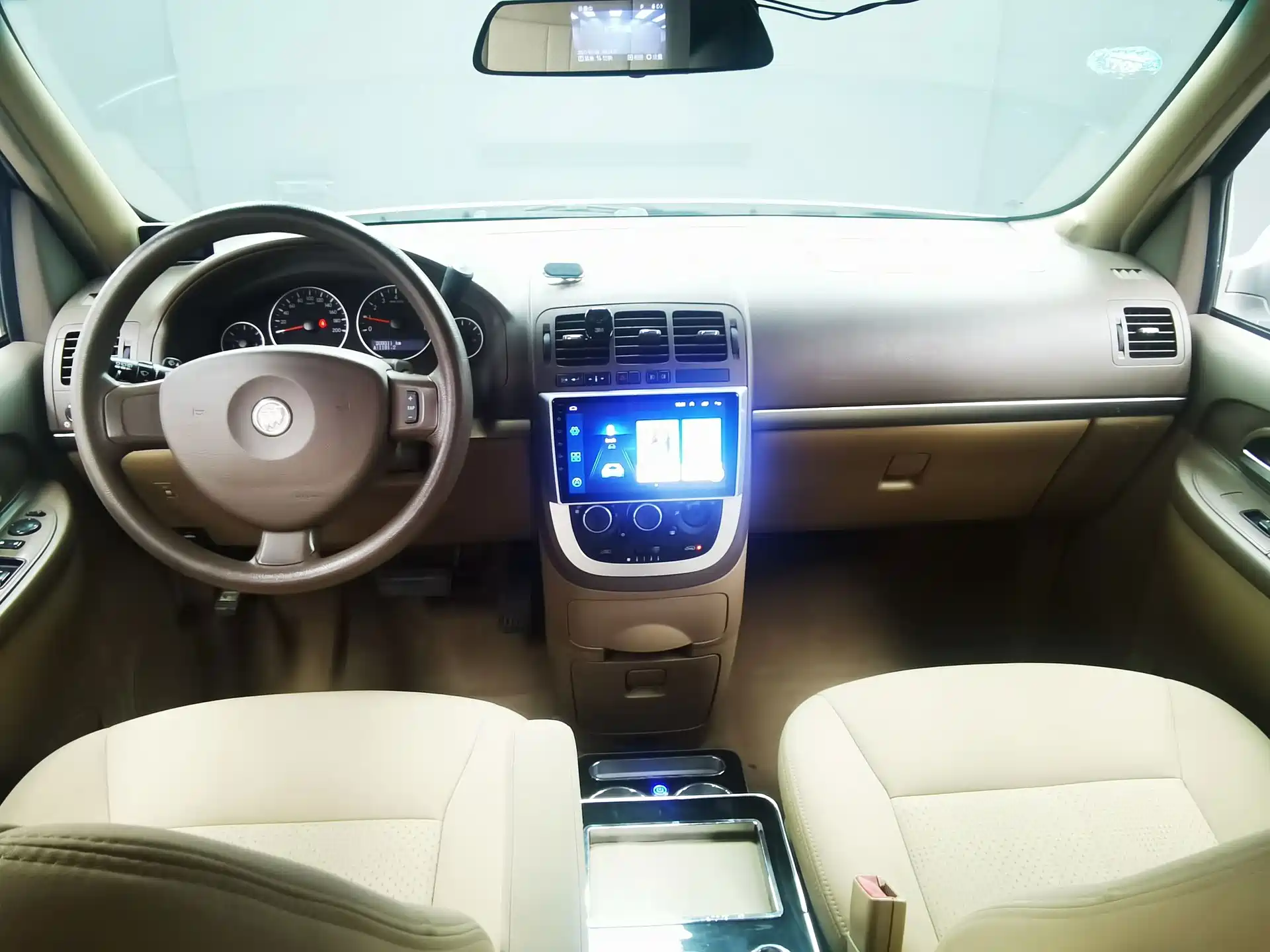 Фото 11 - Buick GL8