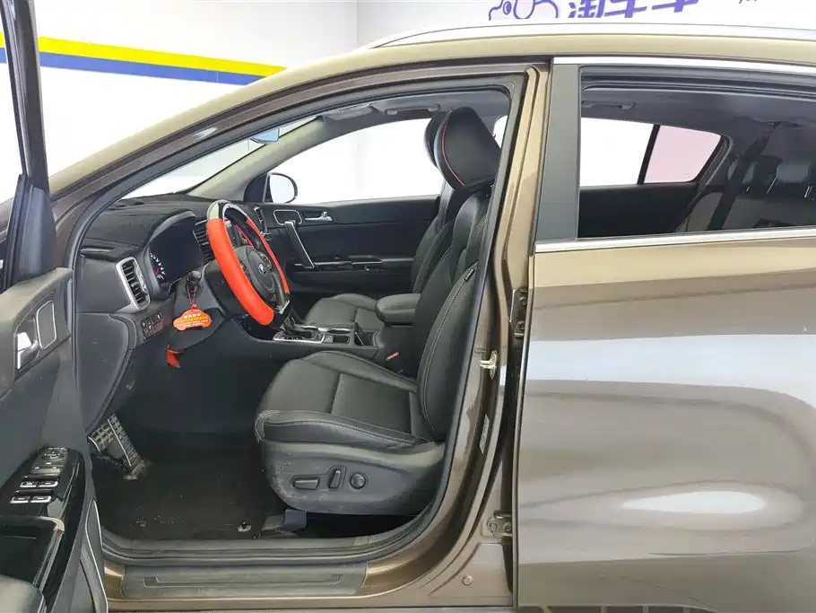Kia KX5 2016 Model 1.6T Automatic 2WD DLX фото 9