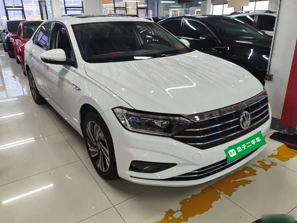 Фото 4 - Volkswagen Sagitar