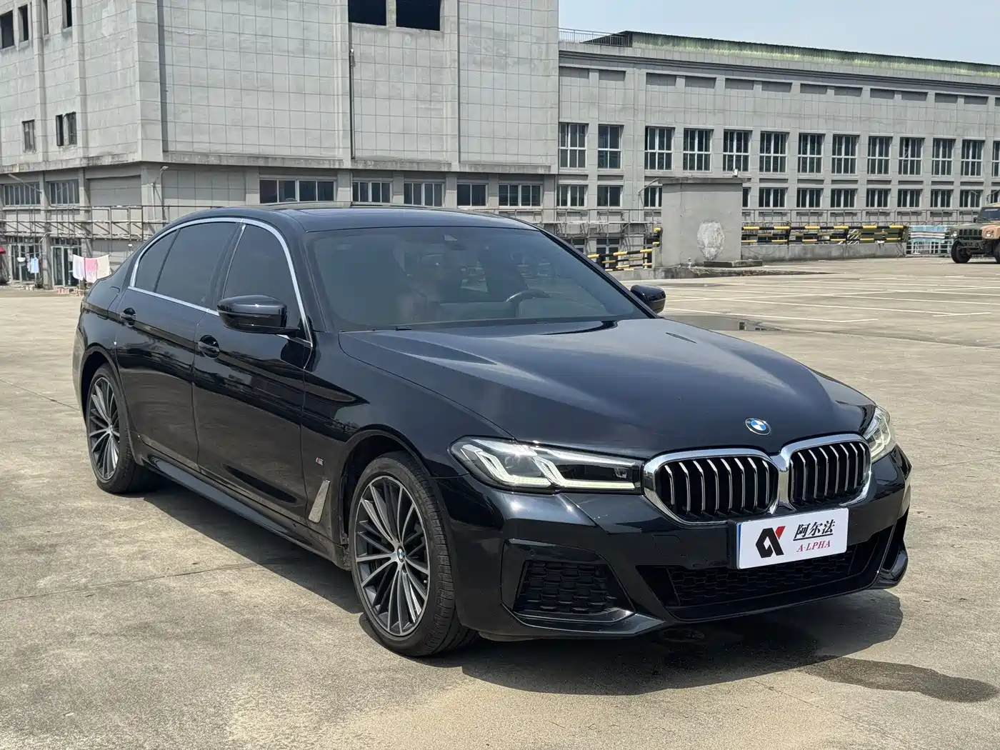 BMW 5-SERIES