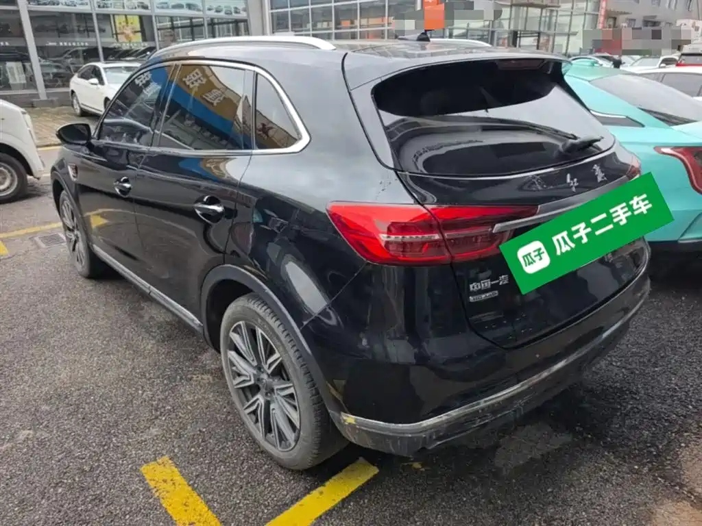 Hongqi HS5 2022 Facelift 2.0T Smart Flag Enjoyment AWD Edition фото 5