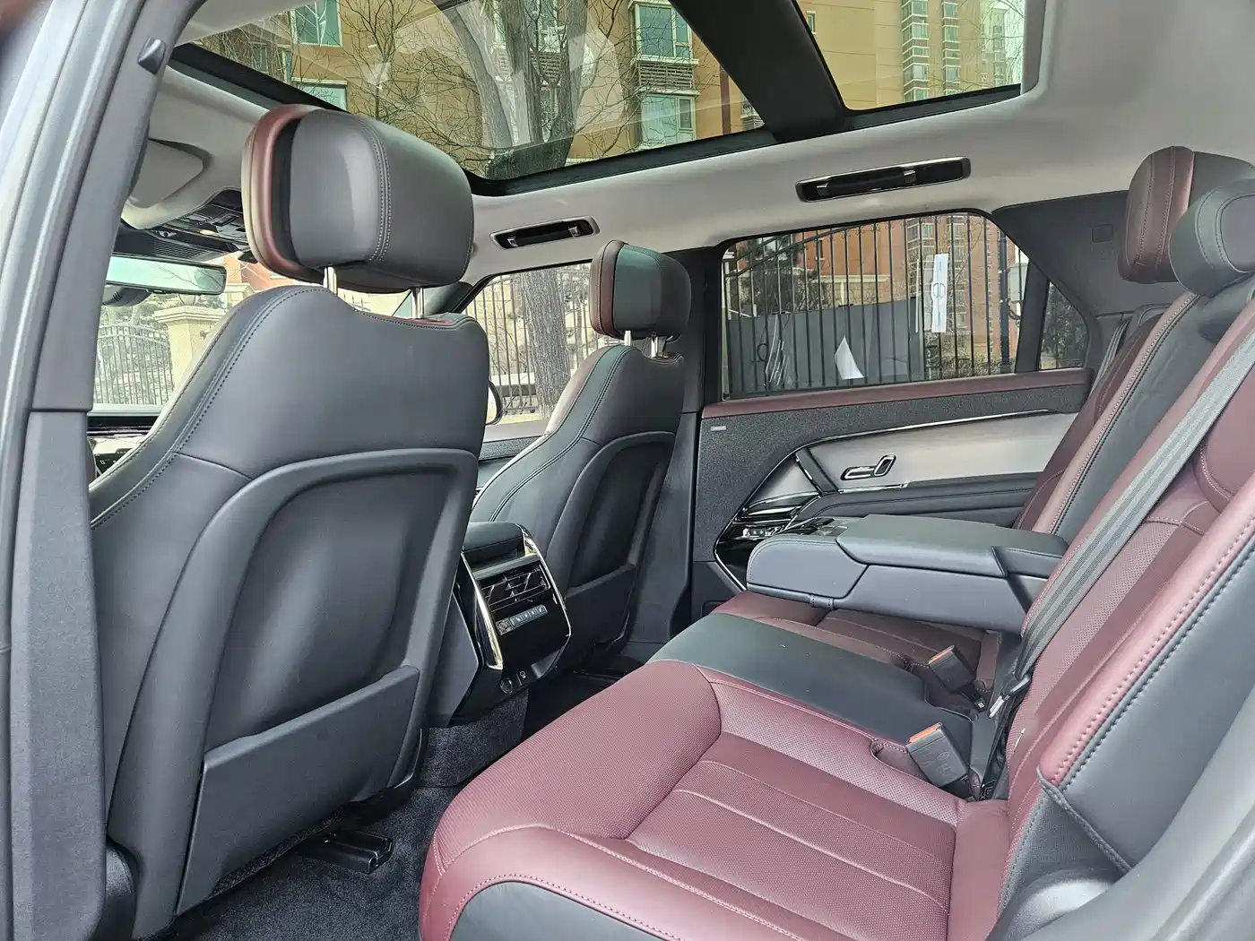 Land Rover Range Rover Sport 2023 400PS Dynamic SE фото 8
