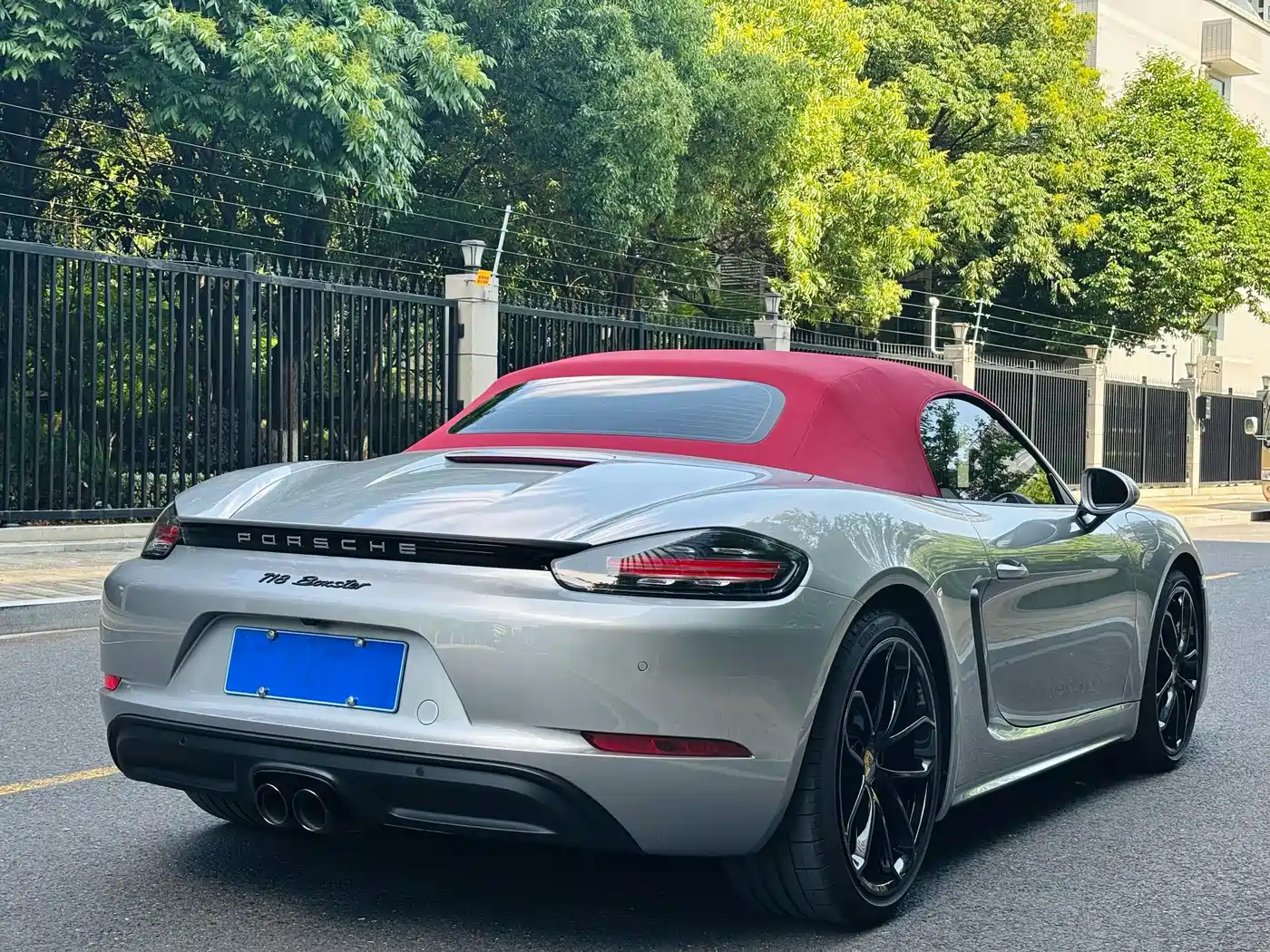 Porsche 718 2023 Boxster Style Edition 2.0T фото 10