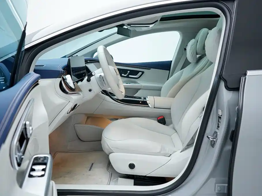 Фото 4 - Mercedes-Benz EQE
