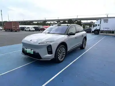 NIO ES6