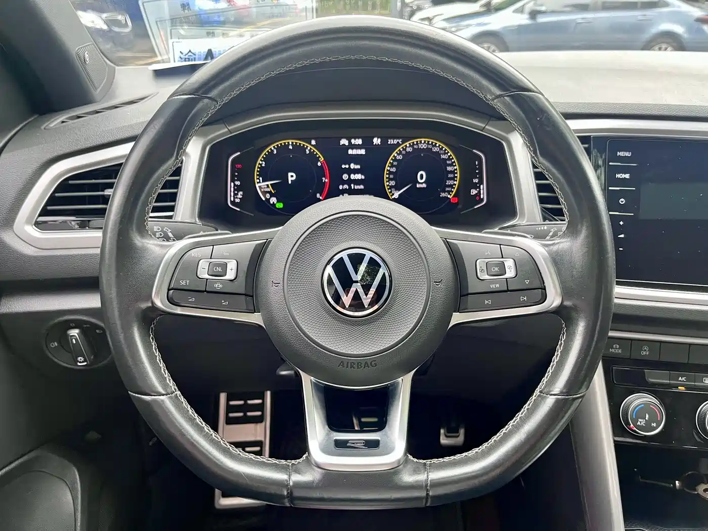 Photo 16 - Volkswagen T-ROC