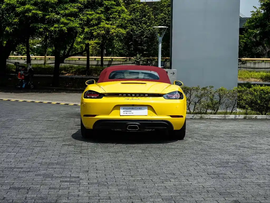 Photo 14 - Porsche 718
