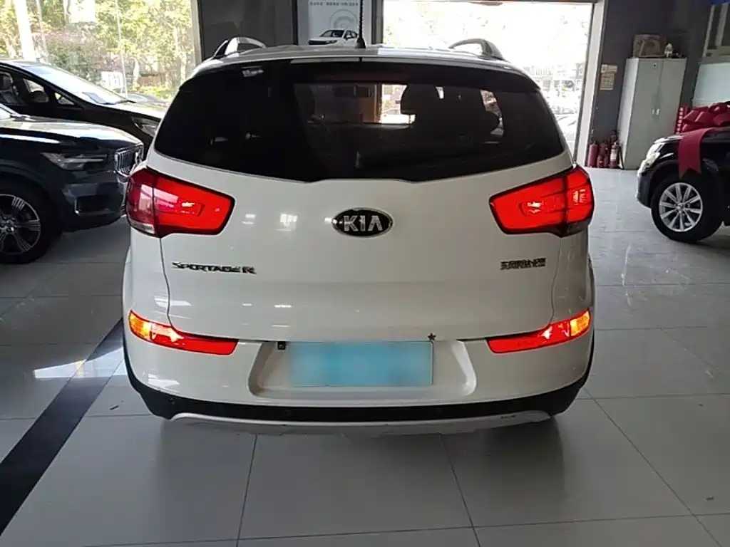 Фото 6 - Kia Sportage