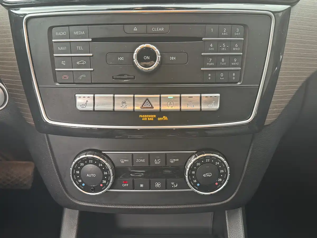 Mercedes-Benz GLE 2017 GLE 400 4MATIC фото 19