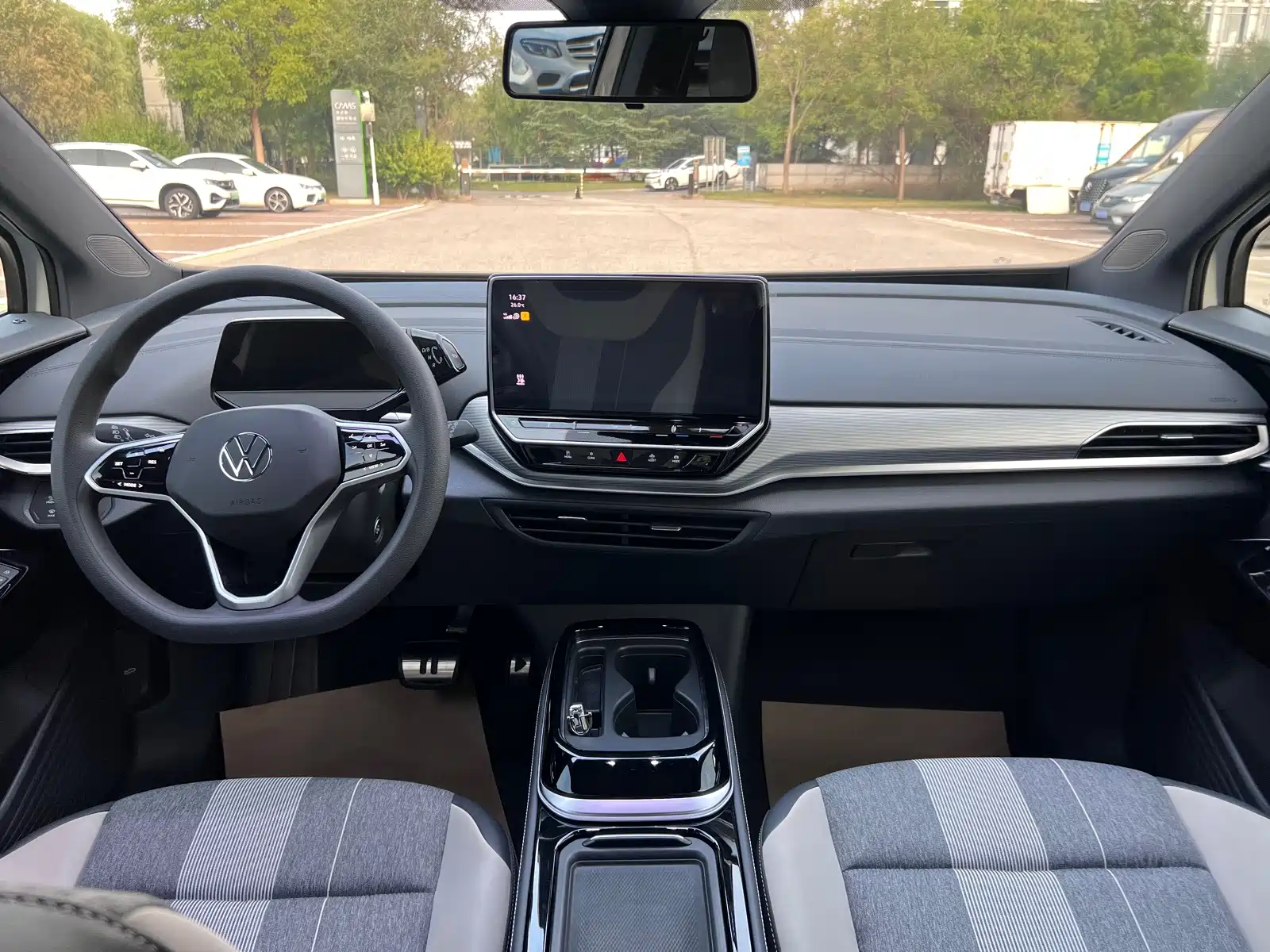 Фото 10 - Volkswagen ID.4 CROZZ