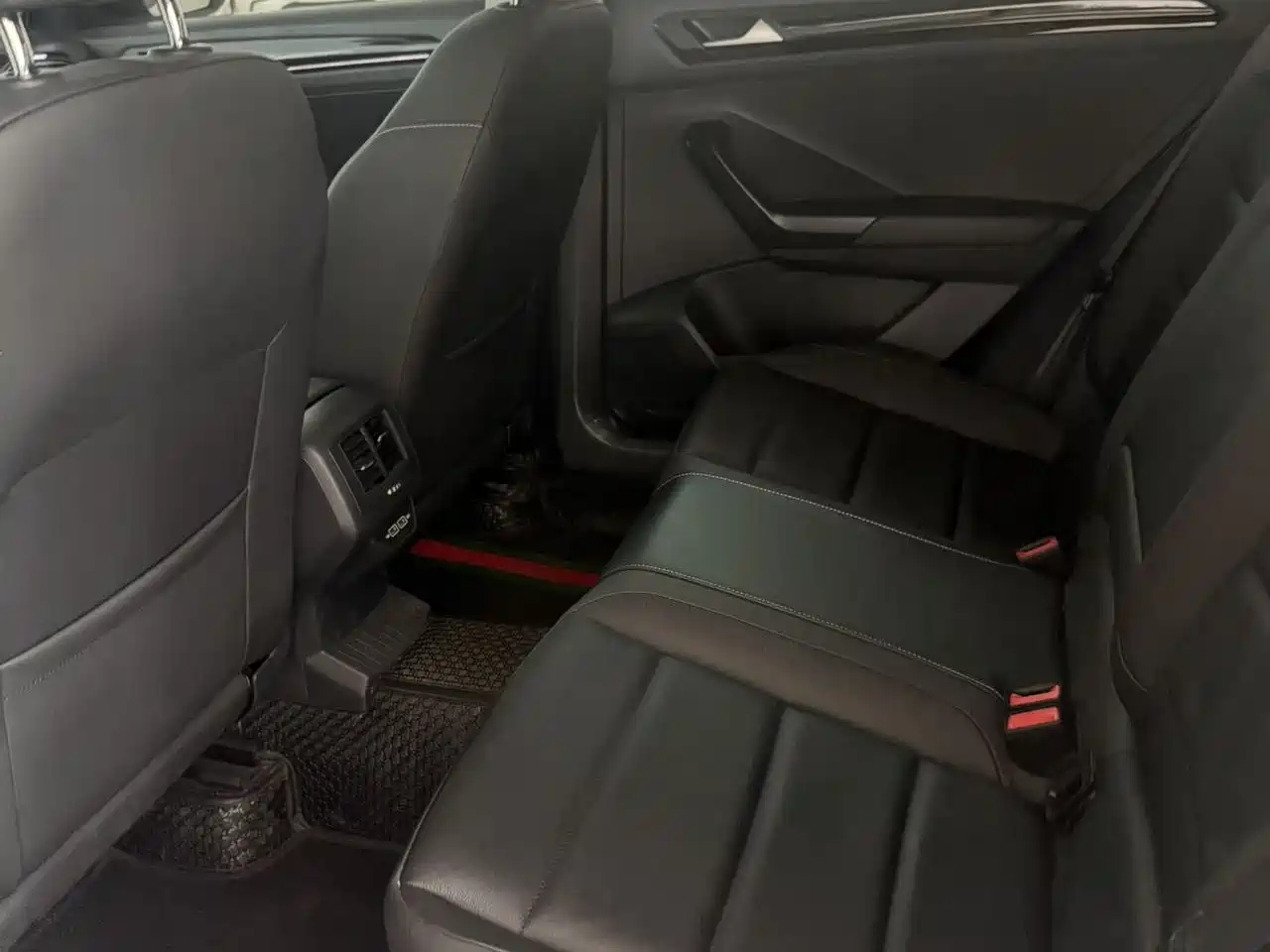 Volkswagen T-ROC 2022 280TSI DSG 2WD Comfort PLUS фото 14