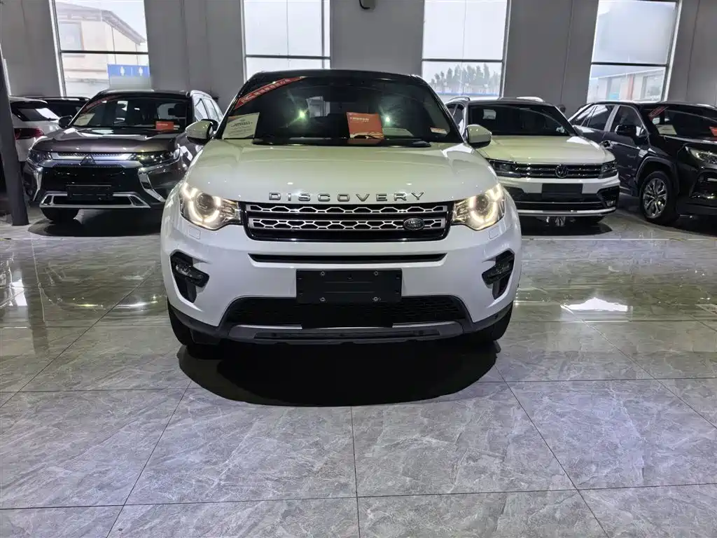 Land Rover Discovery Sport 2019 240PS SE Edition China VI фото 3