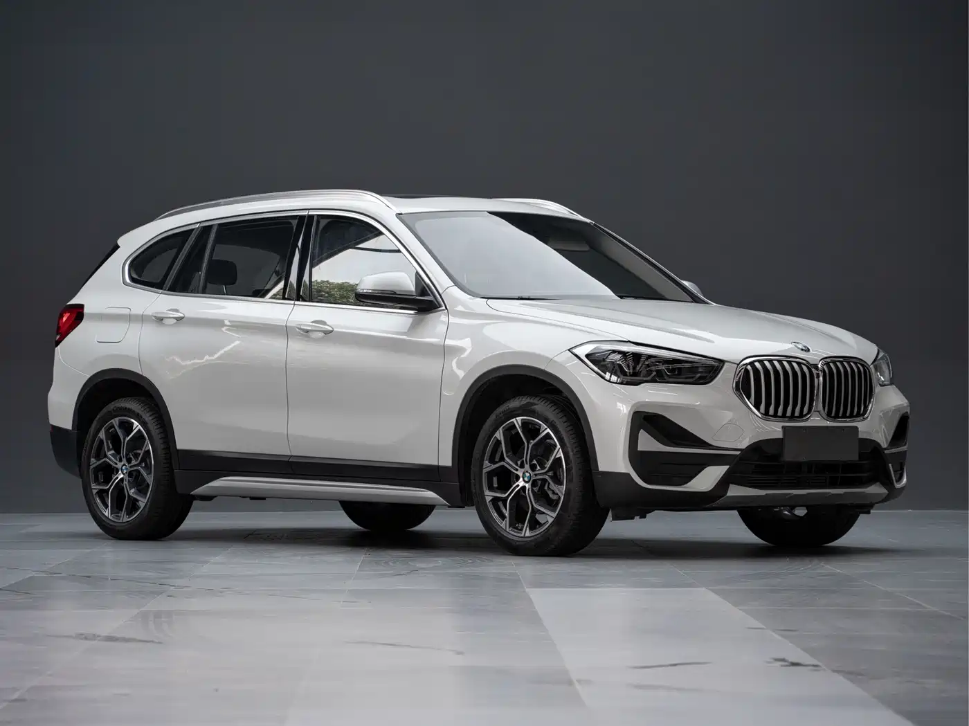 BMW X1 2022 sDrive20Li Fashion фото 5