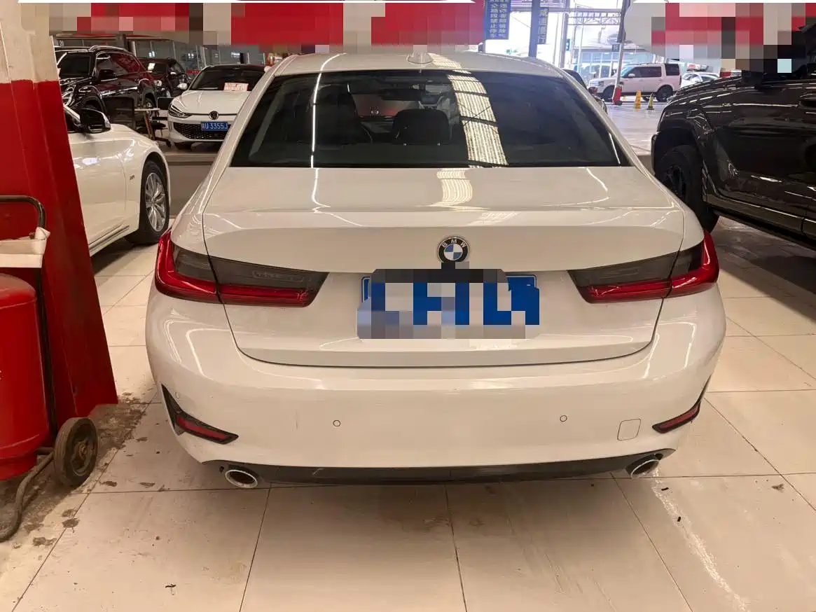 BMW 3 Series 2021 320i Sport Package фото 11