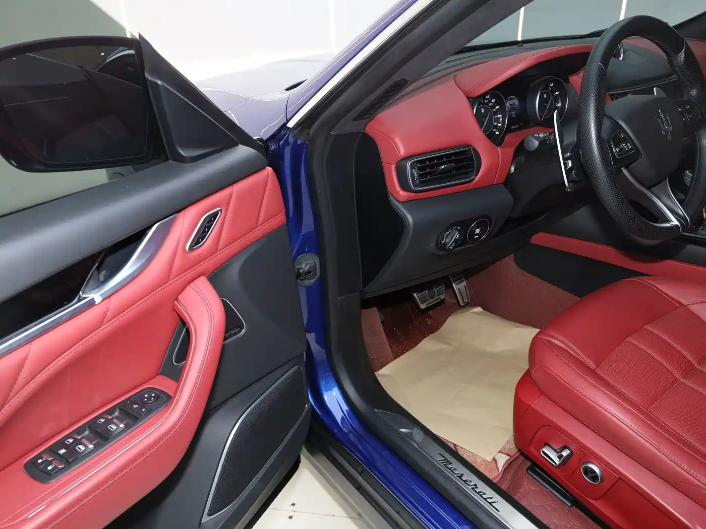Maserati Levante 2023 2022 3.0T Modena
