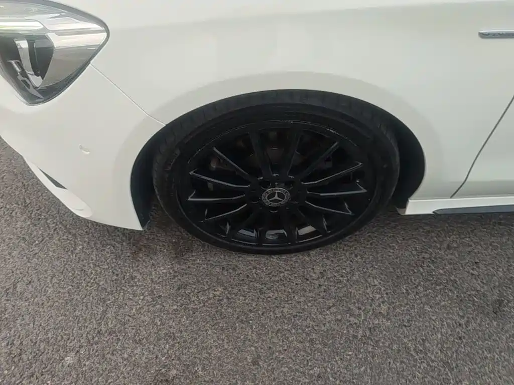 Mercedes-Benz CLA (Import) 2017 2017 CLA 220 4MATIC Polar Limited Edition