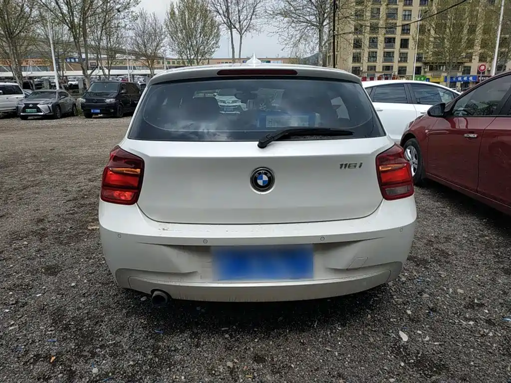 BMW 1 Series (Import) 2013 Facelift 116i Leading Model фото 6