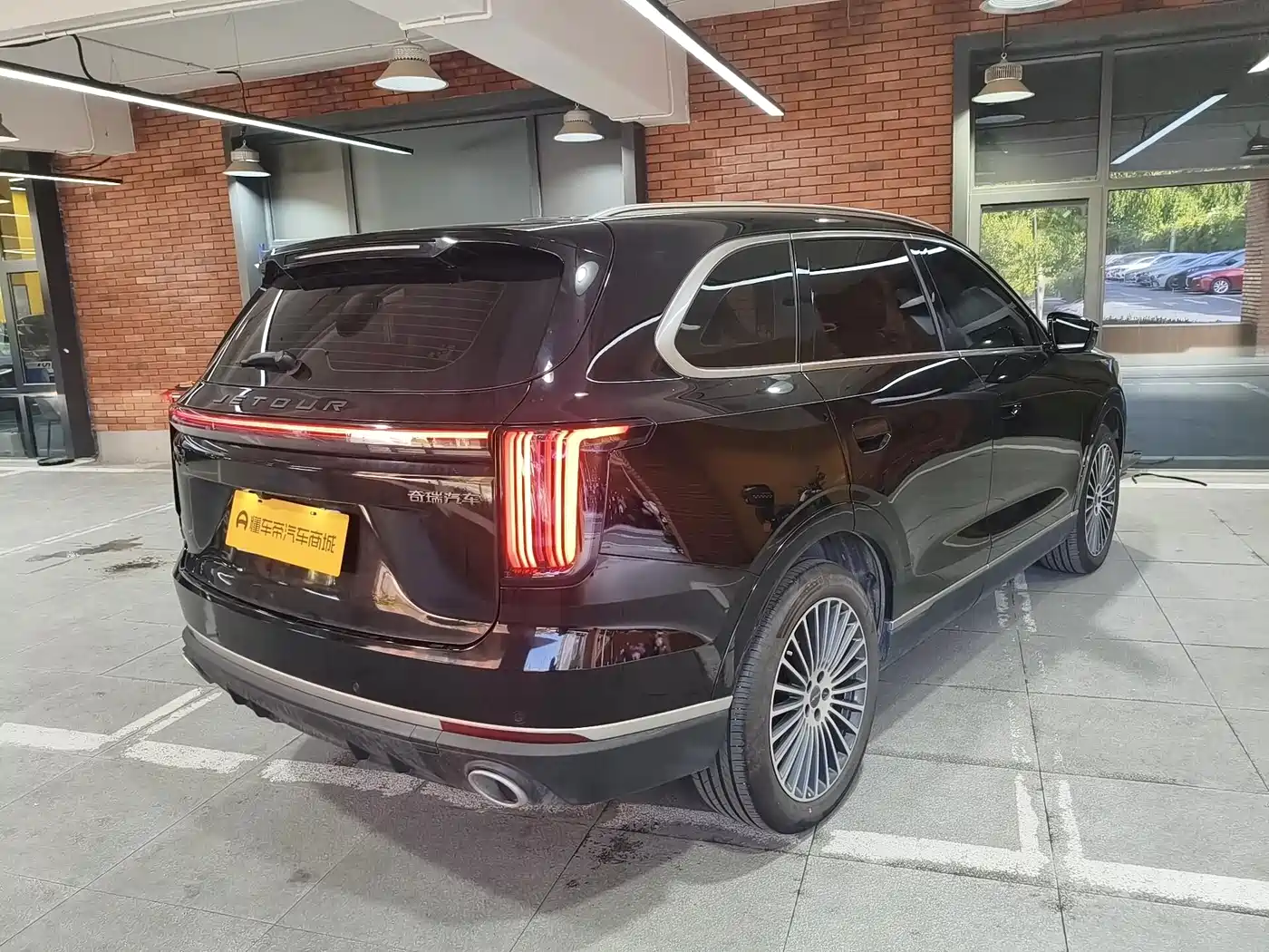 Jetour X70L 2025 2025 2.0T Automatic Flagship 7-Seater