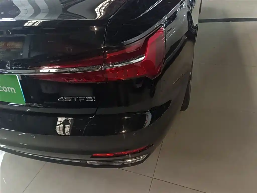 Audi A6L 2019 40 TFSI Luxury Elegance фото 8