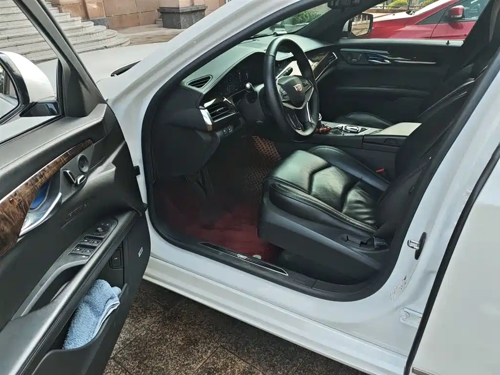 Cadillac CT6 2017 28T Luxury фото 13