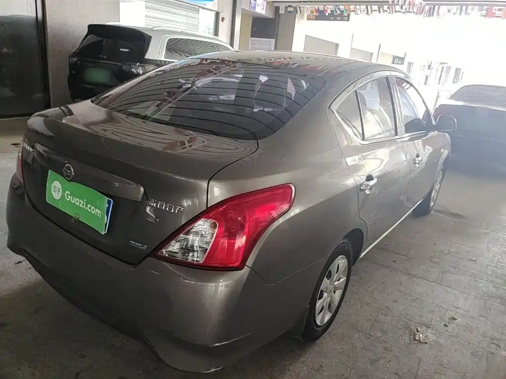 Nissan Sunny 2016 2015 1.5XE Manual Comfort