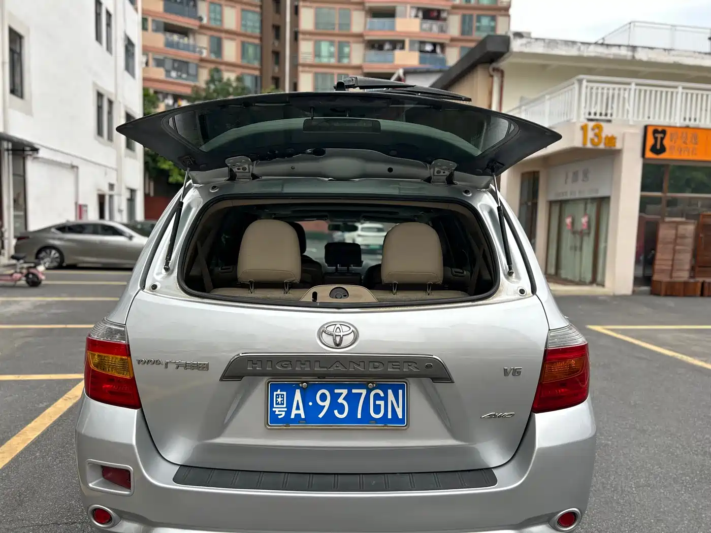 Toyota Highlander 2009 3.5L 4WD 7-seater Luxury Edition фото 45