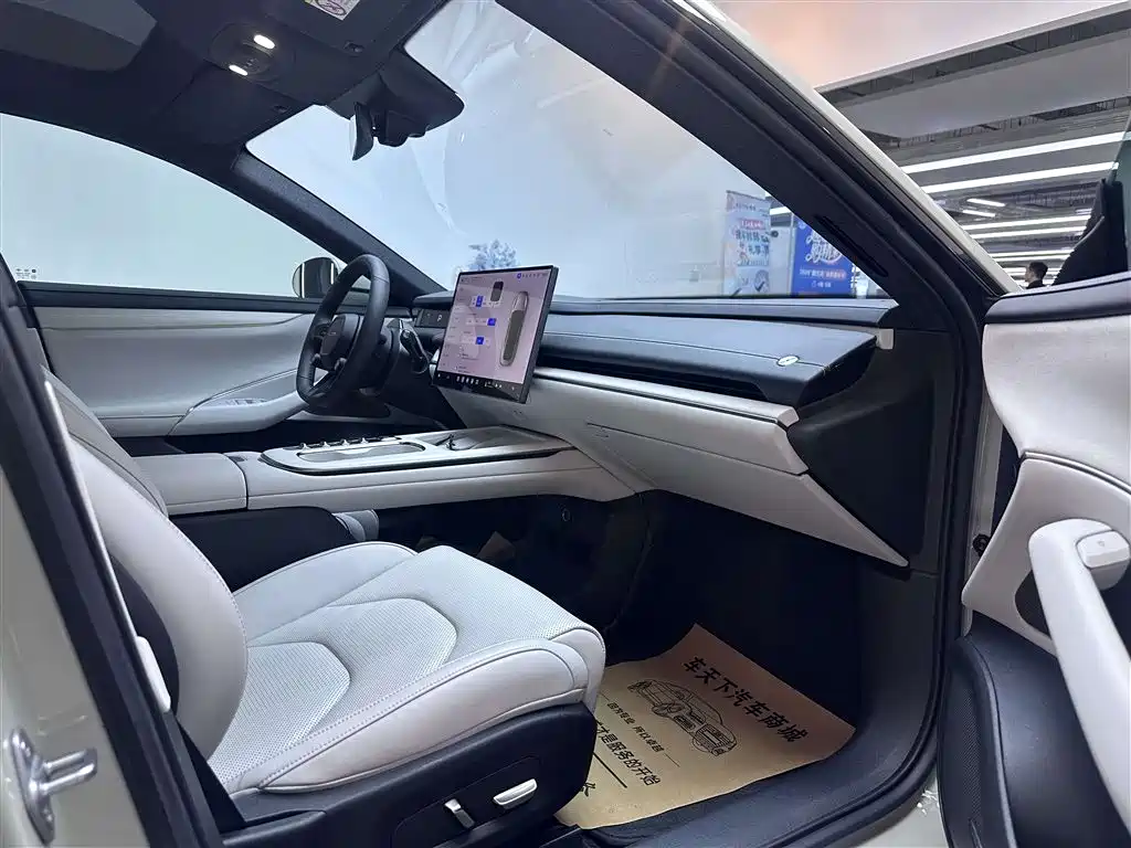 Xiaomi Auto Xiaomi SU7 2024 RWD Ultra Long Range Advanced Smart Driving Pro Edition фото 6