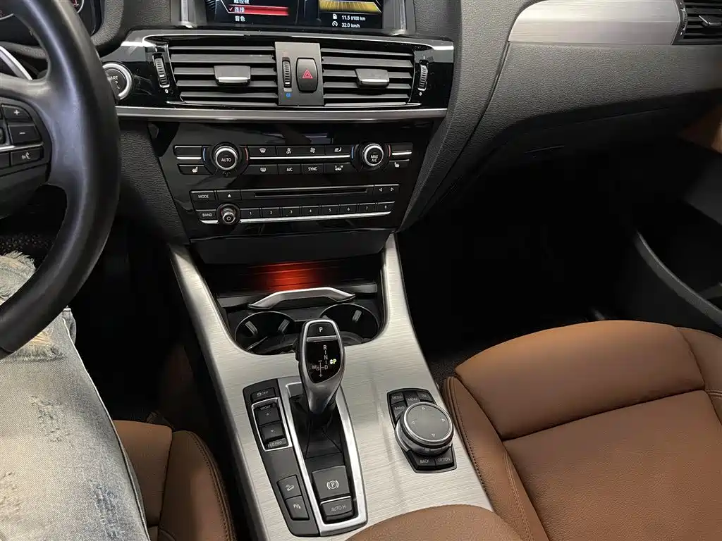 BMW X4 2014 xDrive28i Leading Edition фото 19