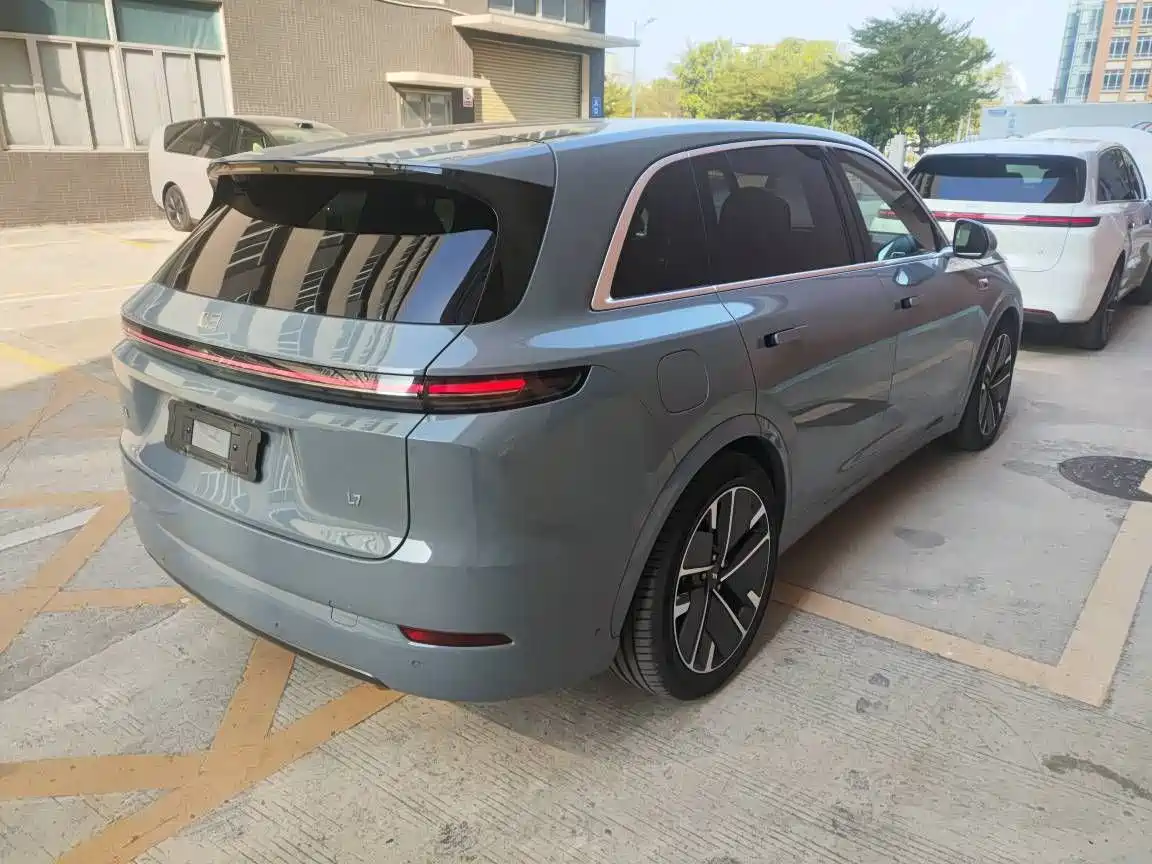 Li Auto IDEAL L7