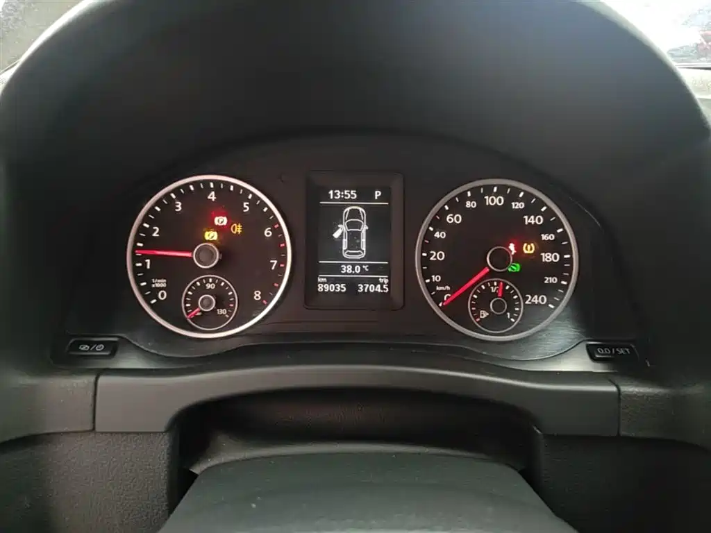 Volkswagen Tiguan 2016 Model 300TSI Automatic 2WD Trend Edition фото 12