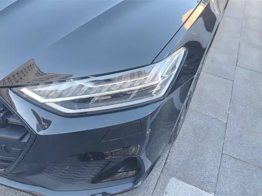 Audi A7L 2024 45 TFSI quattro S-line Black Warrior Edition фото 5