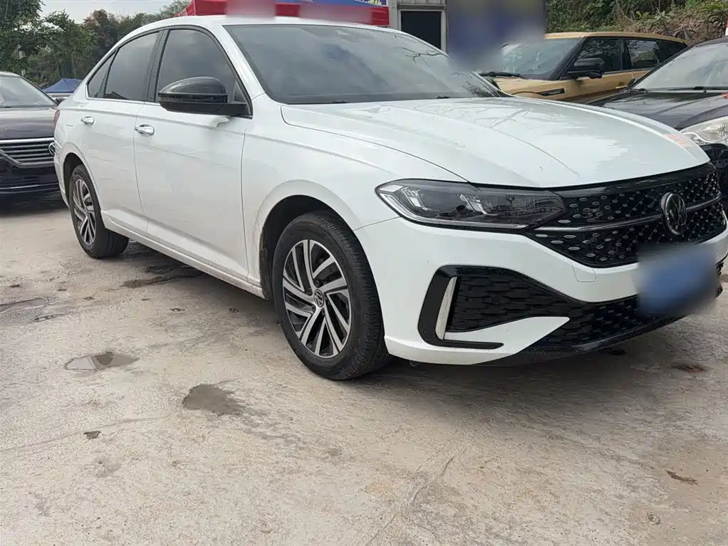 Volkswagen Lavida 2024 Model 300TSI DSG Starlight Leading Edition фото 8