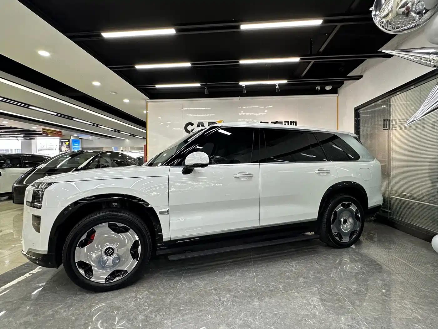 ZEEKR 9X 2026 2025 Standard Edition