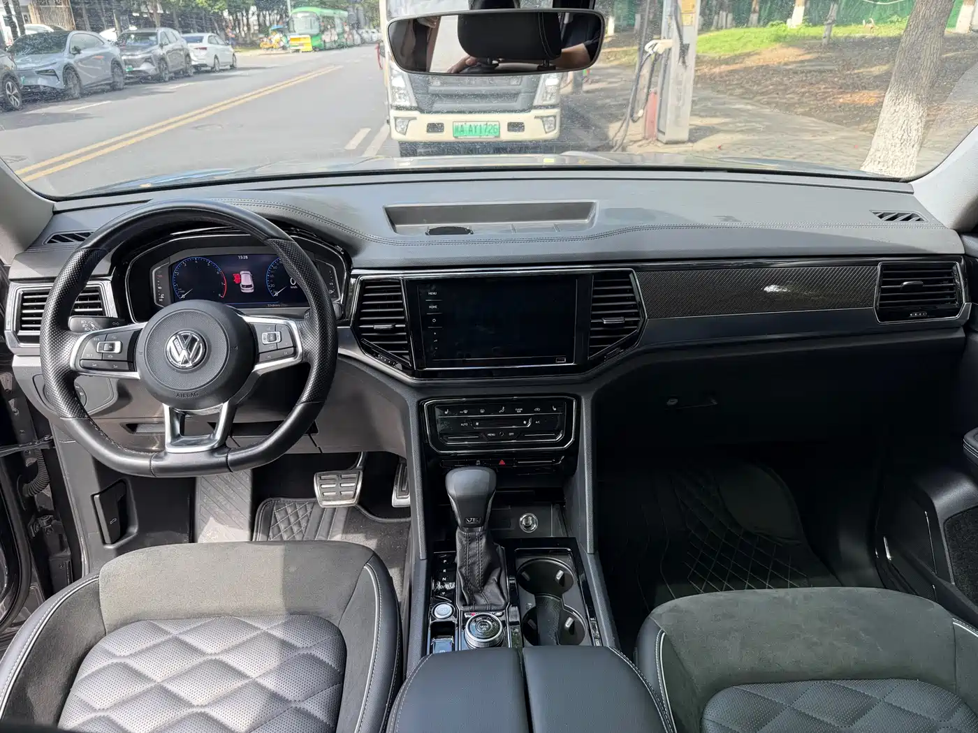 Volkswagen Teramont 2020 Teramont X Facelift 530 V6 4WD Premium Luxury Edition фото 13