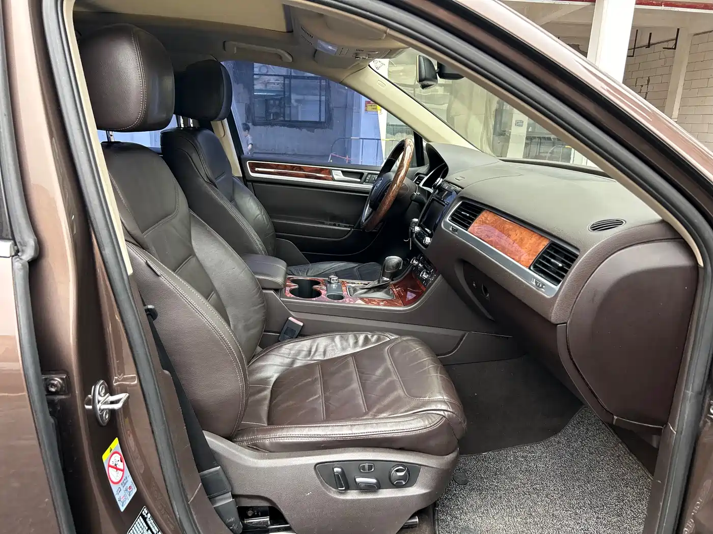 Volkswagen Touareg 2011 3.0TDI Diesel Comfort фото 33