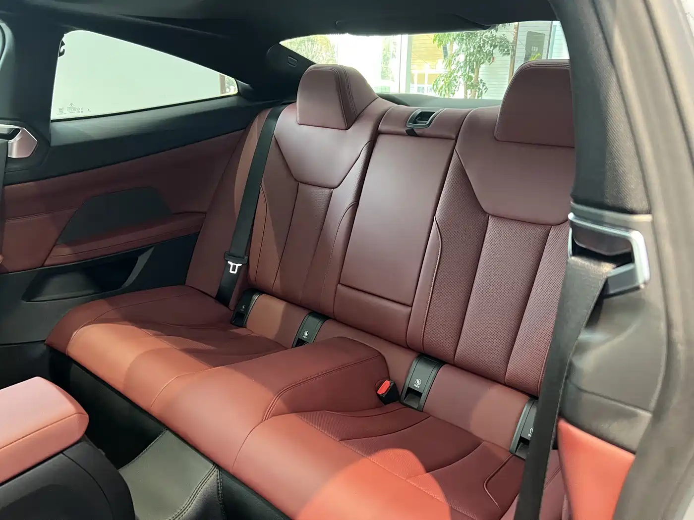 BMW 4 Series 2024 430i M Sport Shadow Edition фото 18