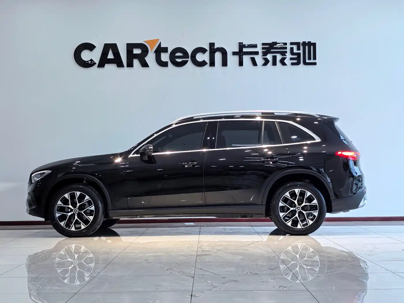 Mercedes-Benz GLC 2024 GLC 260 L 4MATIC Dynamic 5-seater фото 21