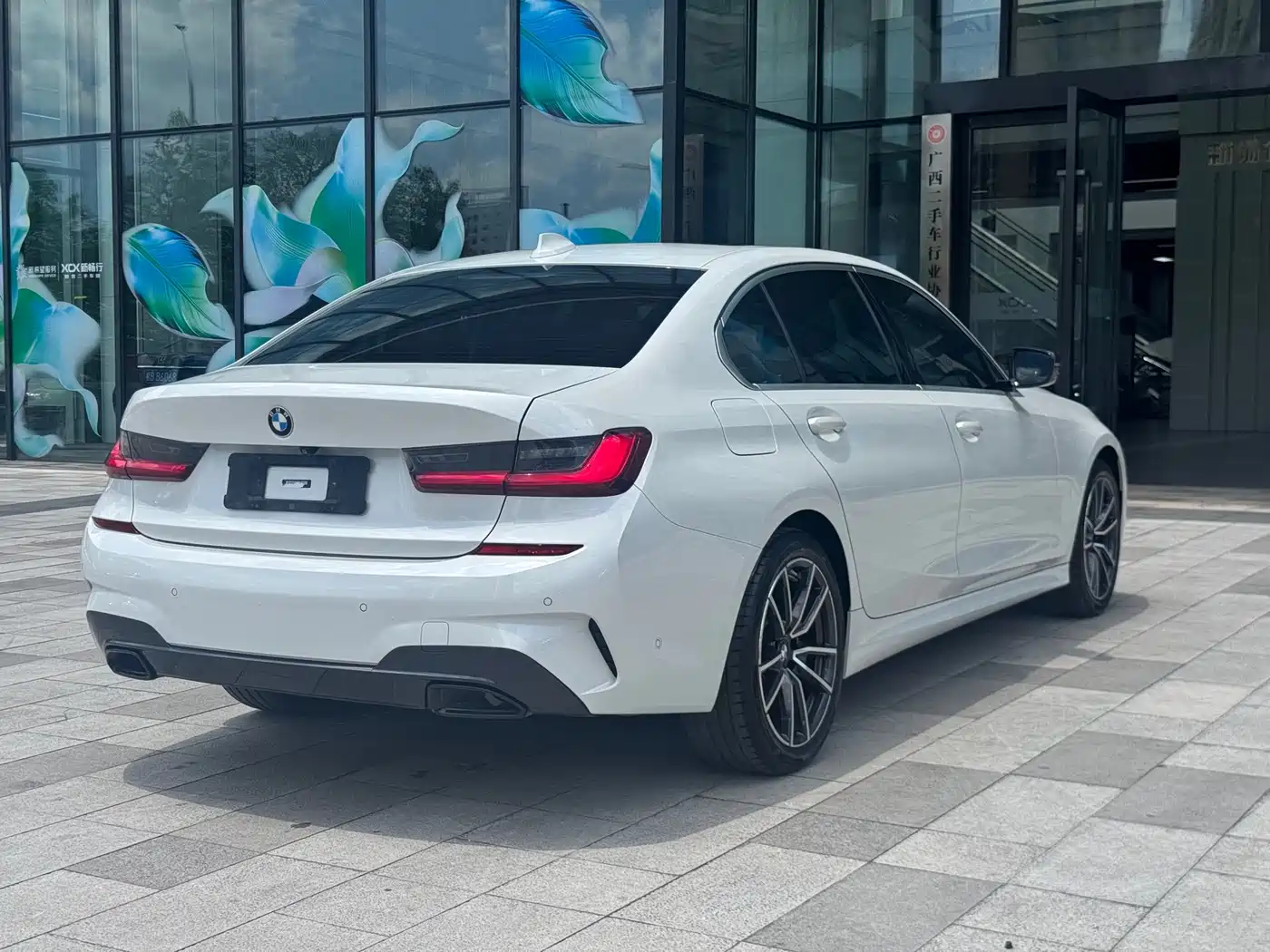 BMW 3 Series 2021 Facelift 325Li M Sport Package фото 4