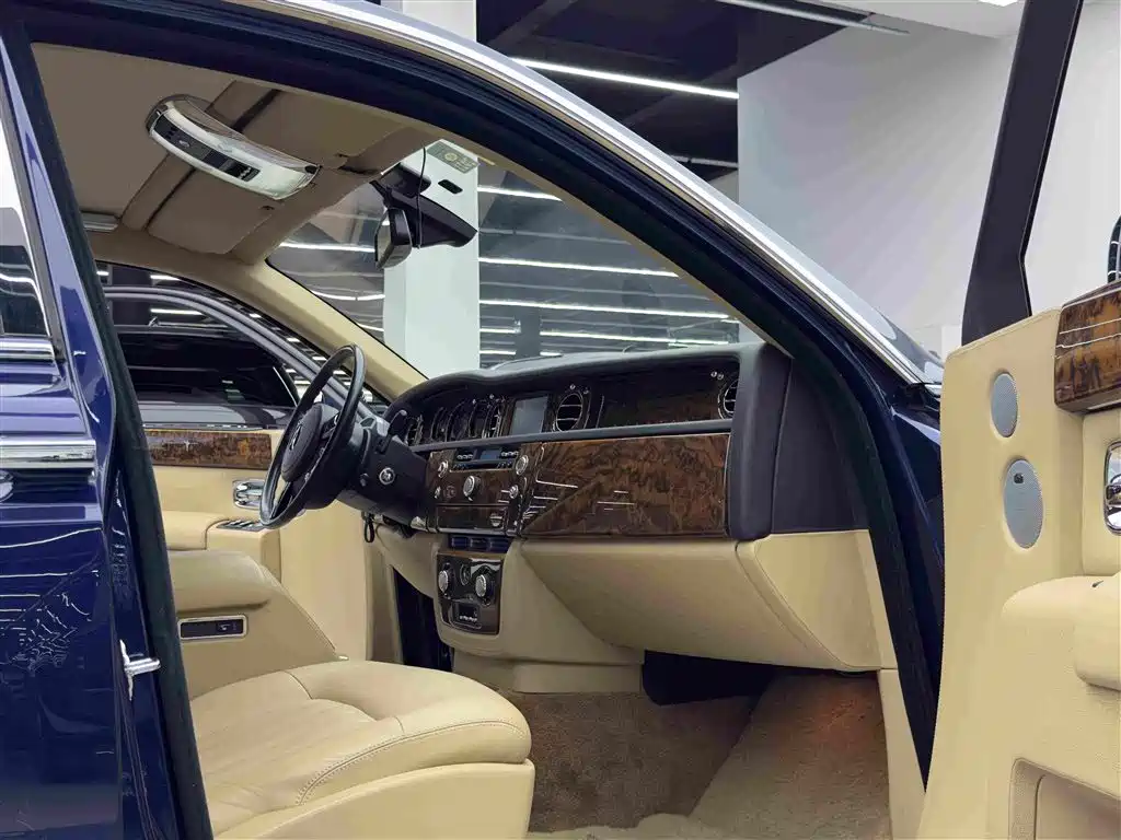 Rolls-Royce Phantom 2008 2006 6.7L Extended Wheelbase EWB