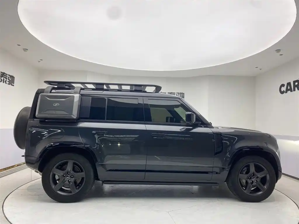 Land Rover Defender 2023 Facelift 110 3.0T P400 X-DYNAMIC HSE фото 5