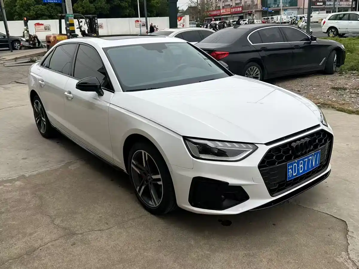 Audi A4L 2022 40 TFSI Luxury Dynamic фото 3