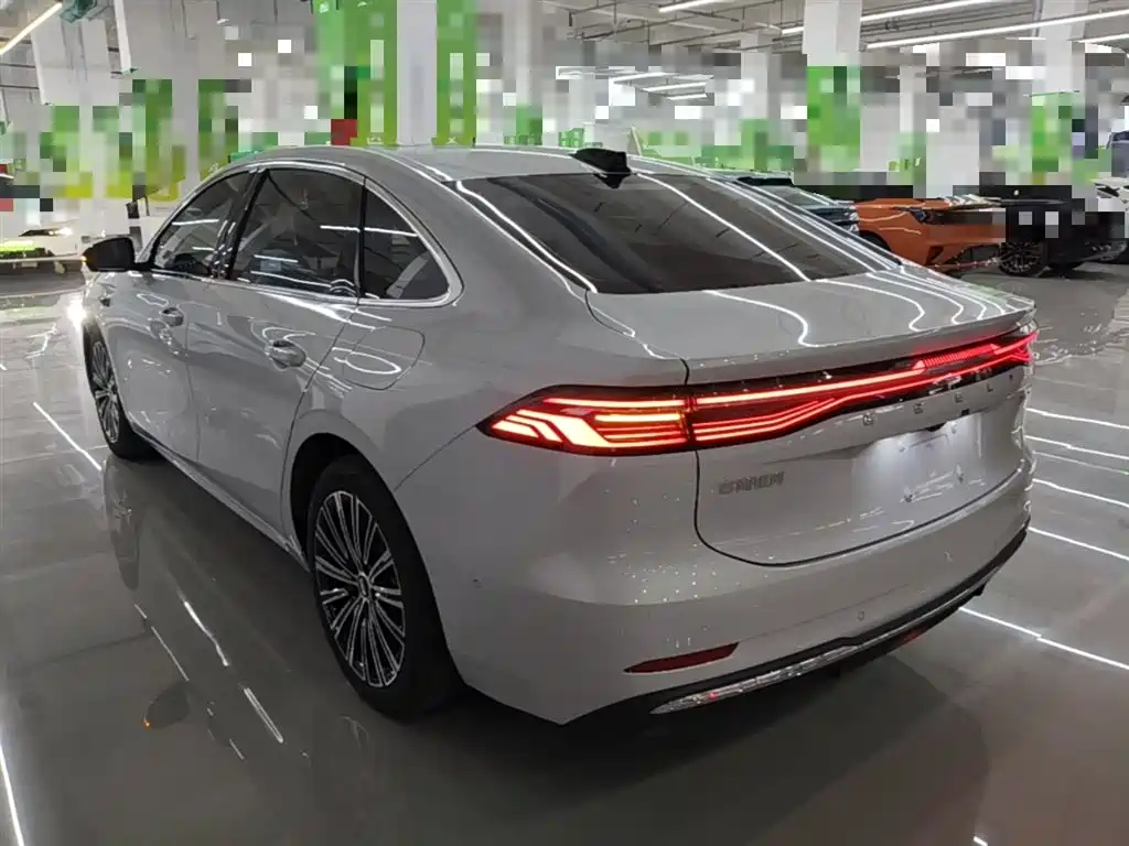 Geely Galaxy Galaxy A7 2025 EM-i фото 5