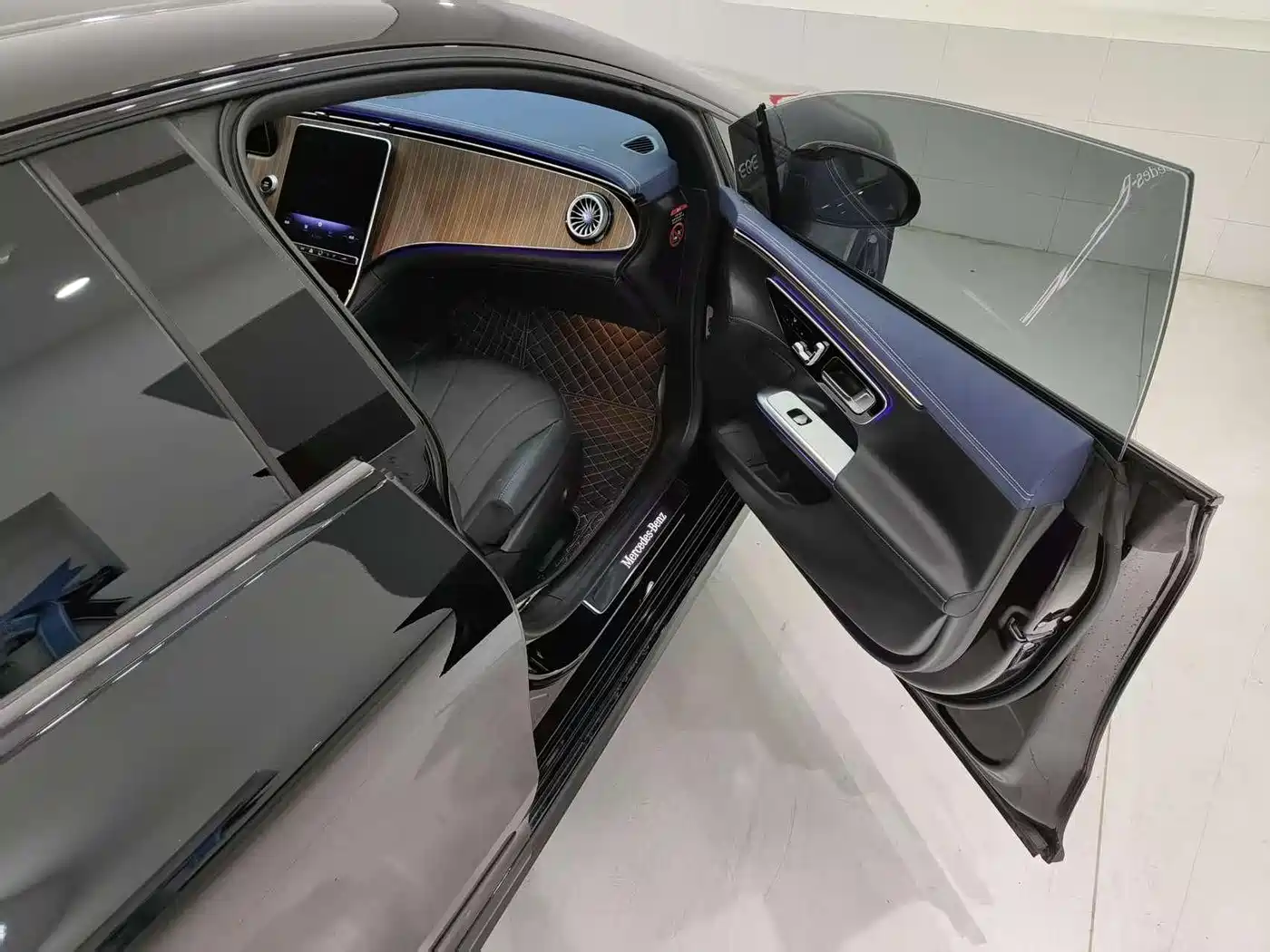 Mercedes-Benz EQE 2022 350 Pioneer Edition фото 7
